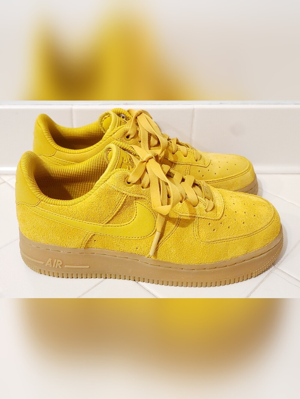 Nike Air Force 1 Low Mineral Yellow Gum Women's Size 8 - Picture 3 of 7